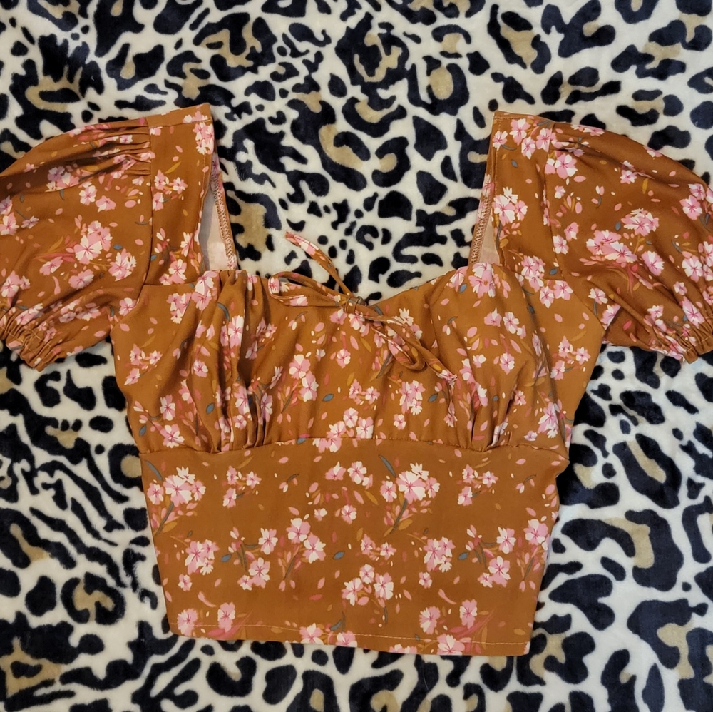 NWOT Brown Top with Pink Floral Small